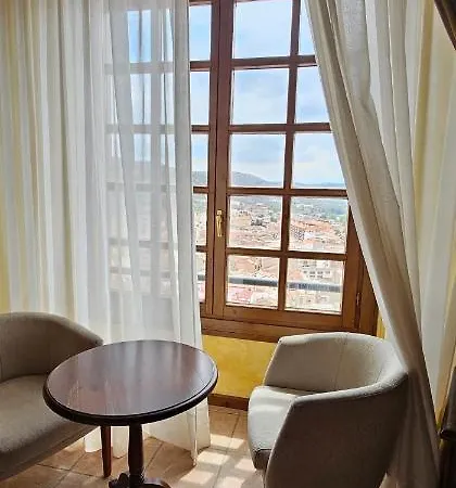 Hotel Castillo De