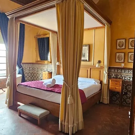 Castillo De Hotel Illueca